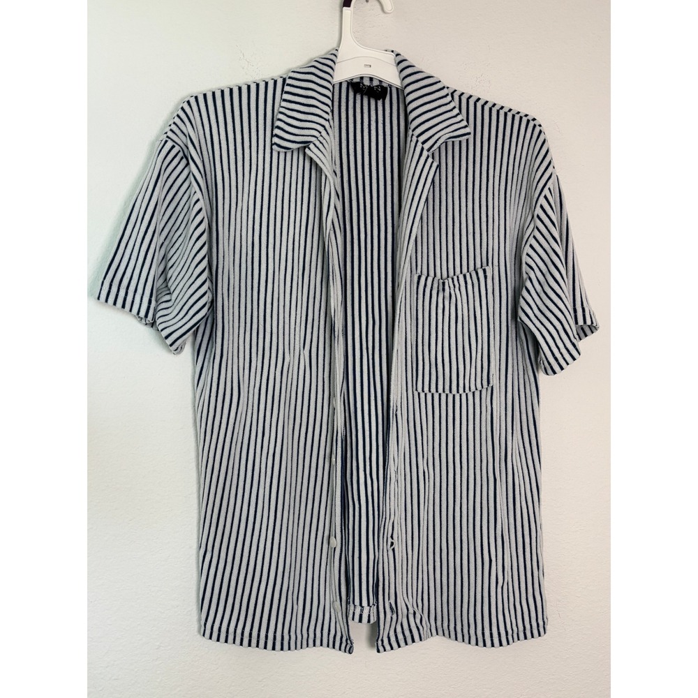 BoohooMAN Mens Navy White Striped Towelling Shirt and Shorts Set Size M